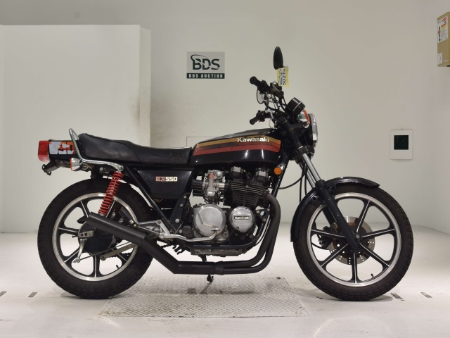 Kawasaki Z550 2021