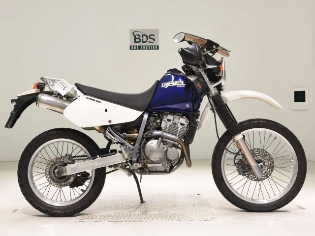 Suzuki DJEBEL250XC