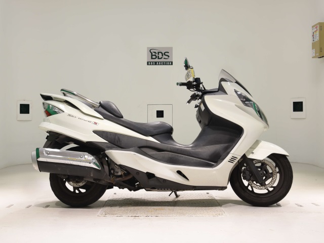 Suzuki SKYWAVE 250S