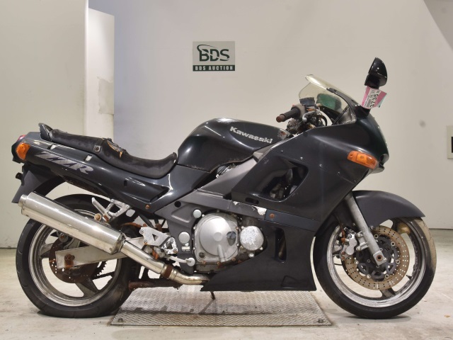Kawasaki ZZ-R400 2005