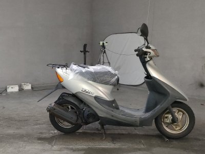 Honda DIO 2000