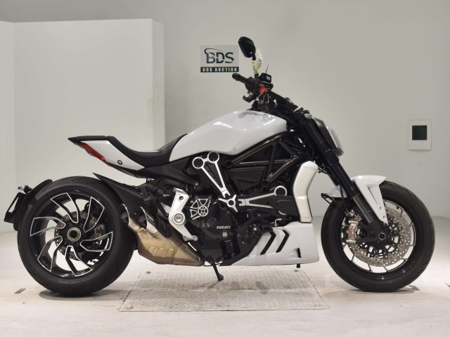 Ducati X DIAVEL S 2019