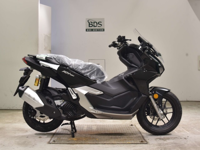 Honda ADV 160 2025