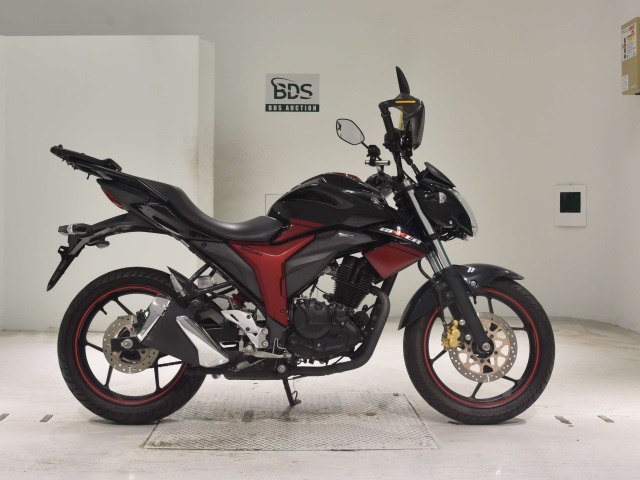 Suzuki GIXXER150