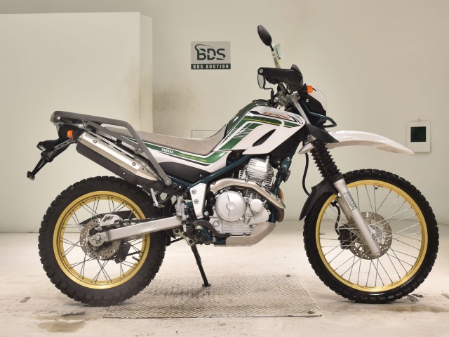 Yamaha SEROW XT250 2020