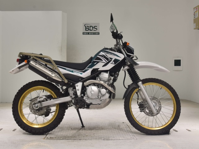 Yamaha SEROW XT250 2017