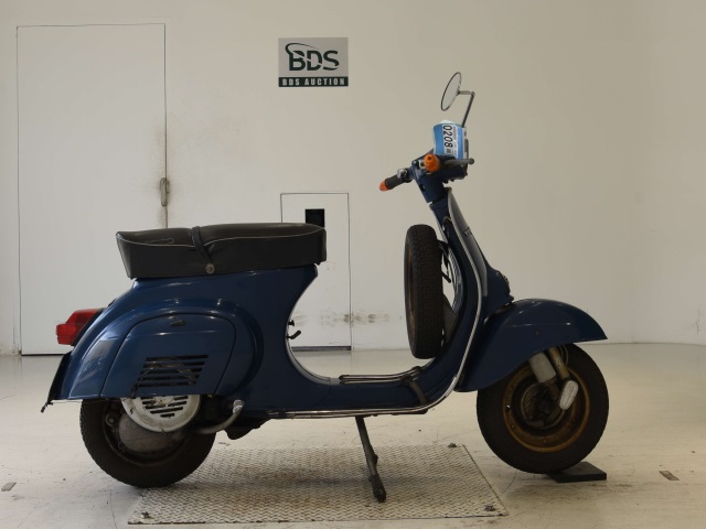 Vespa 100