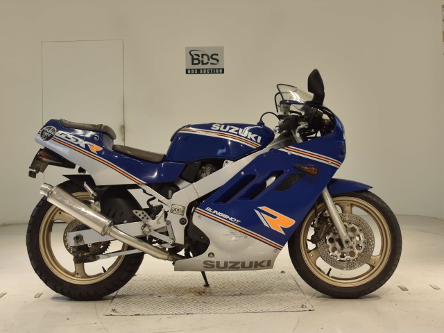 Suzuki GSX-R400