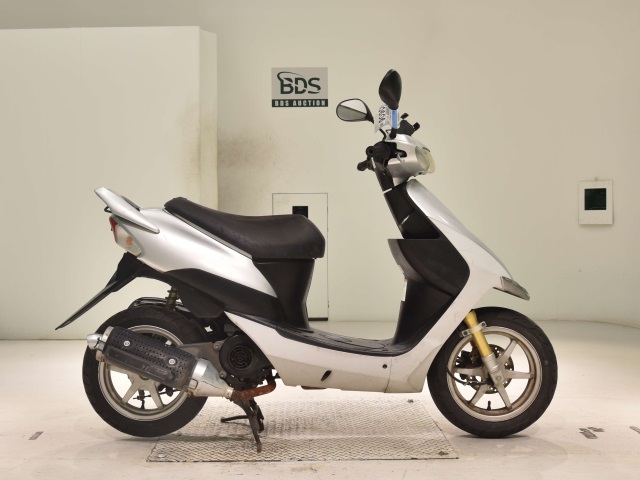 Suzuki SEPIA ZZ