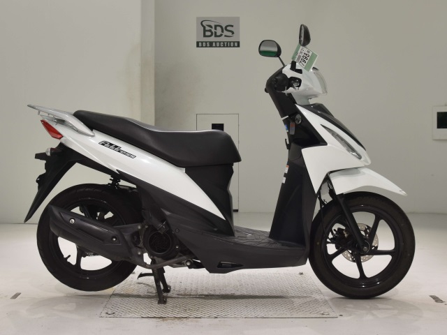 Suzuki ADDRESS V110