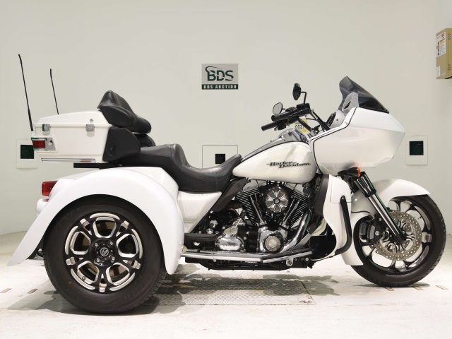 HD ELECTRA GLIDE FLHTCU1580 TRIKE 2008