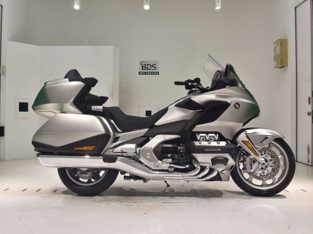 Honda GL1800 TOUR D 2024