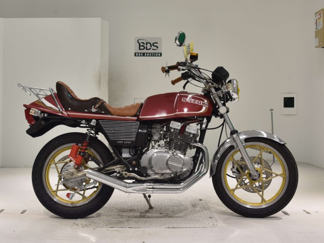 Suzuki GSX250E