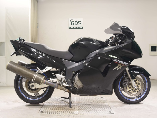 Honda CBR1100XX BLACKBIRD 2004