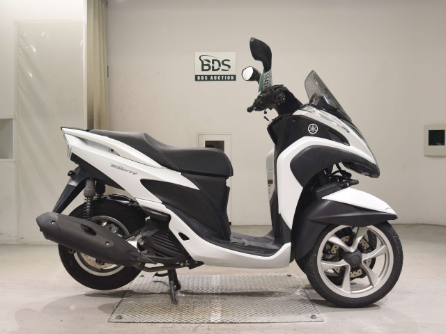 Yamaha TRICITY MW125 2015
