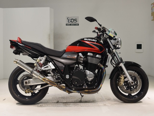 Suzuki GSX1400 2005