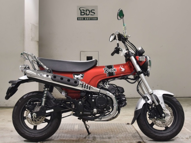 Honda DAX125 2022
