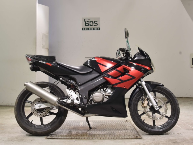 Honda CBR125R 2005