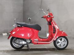 Vespa GTS250