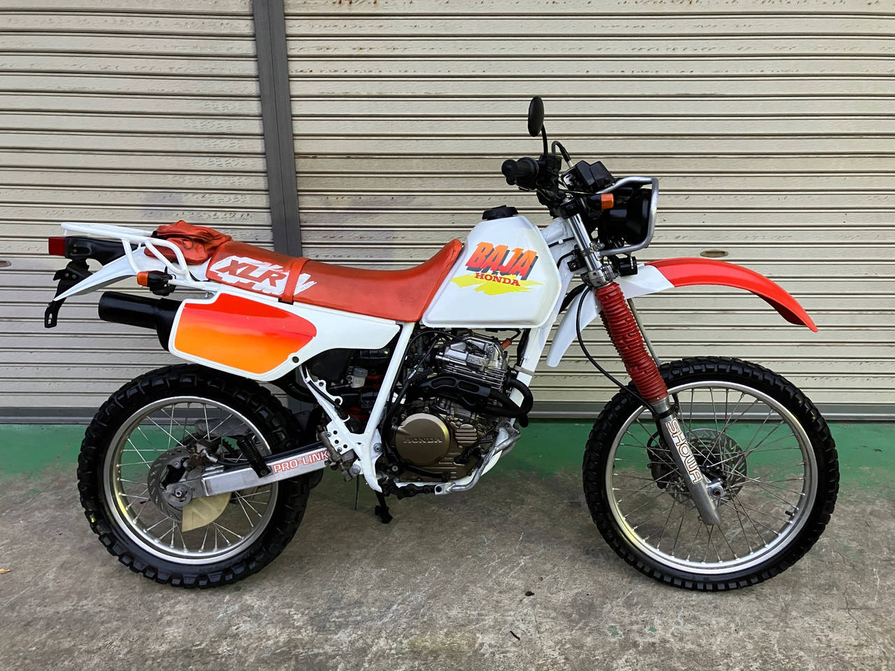 Honda XLR250R BAJA 1990