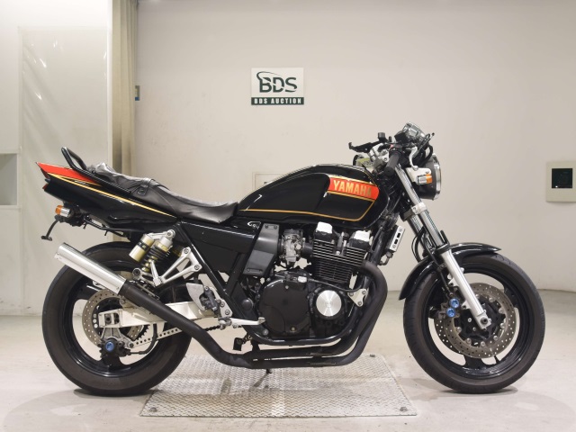 Yamaha XJR400 2002
