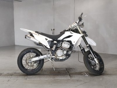 Kawasaki D TRACKER 2001