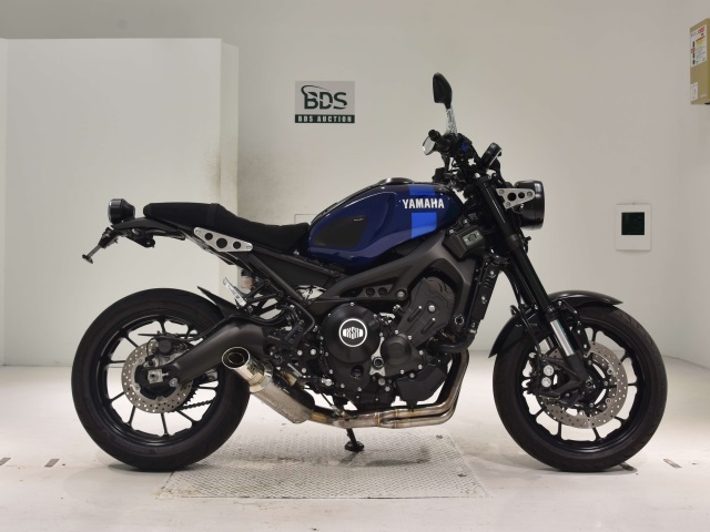 Yamaha XSR900 2021