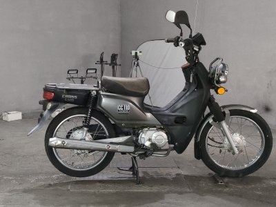 Honda CC110 CROSSCUB 2016