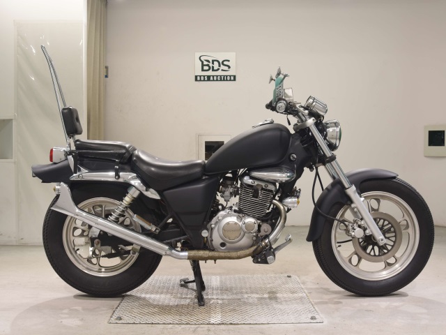 Suzuki GZ125HS 2010