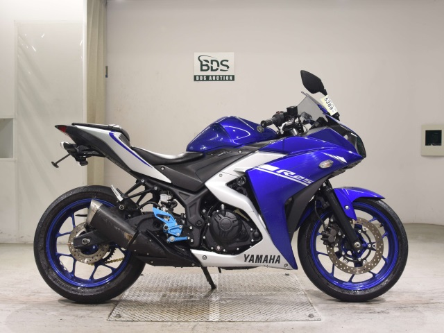 Yamaha YZF-R25 2017