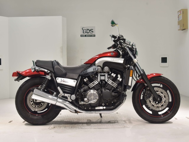 Yamaha V-MAX1200 2004