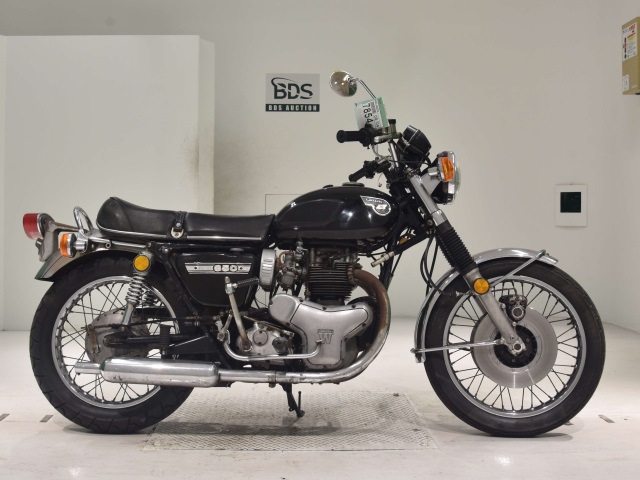 Kawasaki W3 1973