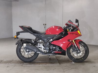 Yamaha YZF-R15 2022