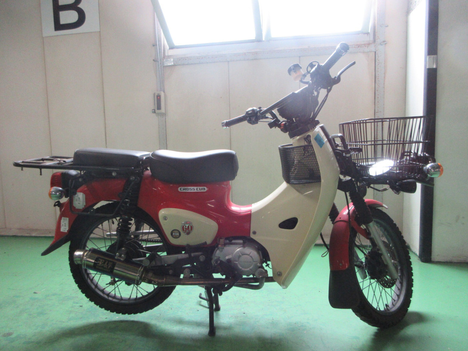Honda CC110 CROSSCUB 2018