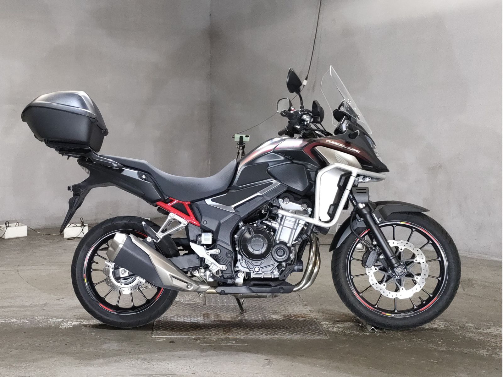 Honda CB400X 2021