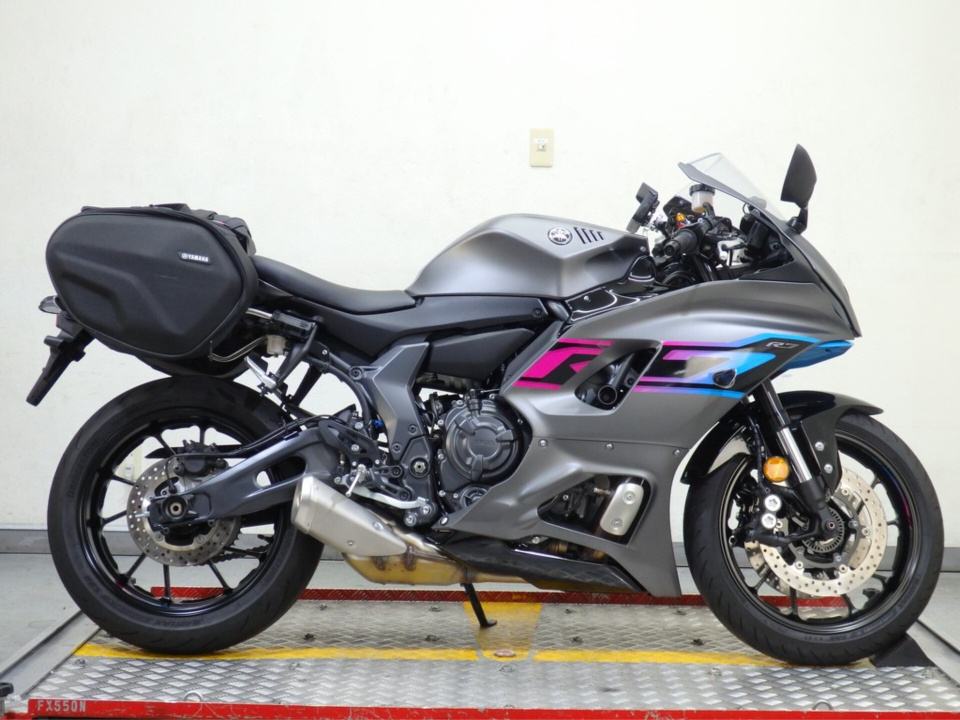 Yamaha YZF-R7 2024