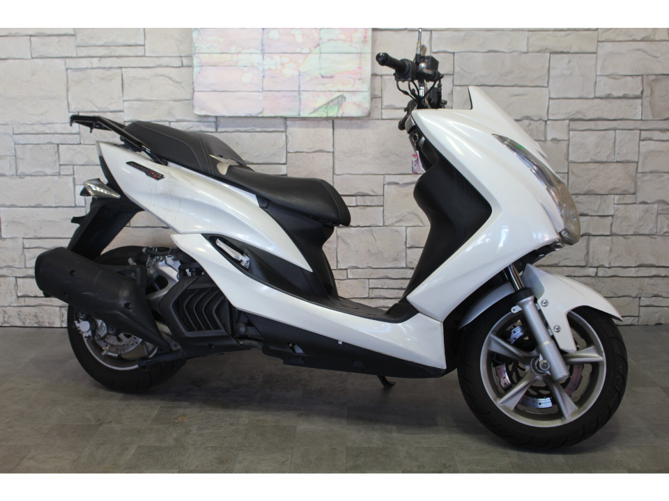 Yamaha MAJESTY S