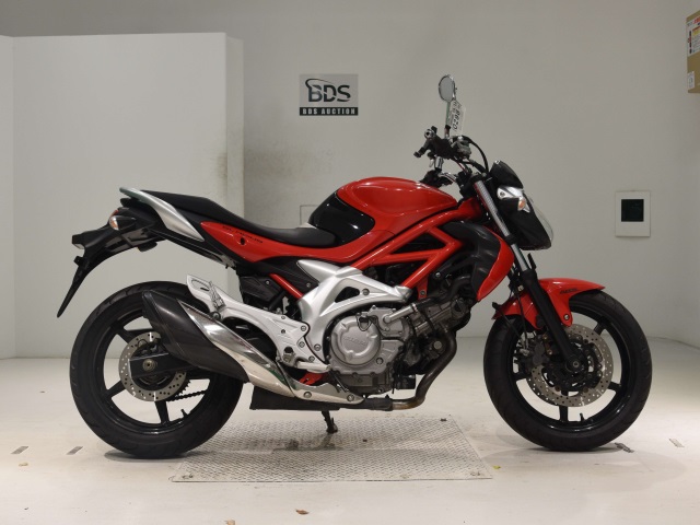 Suzuki GLADIUS SFV400A 2010