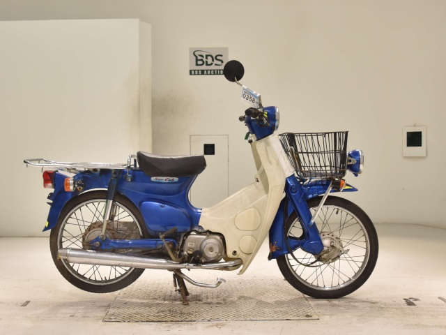 Honda C50 2002