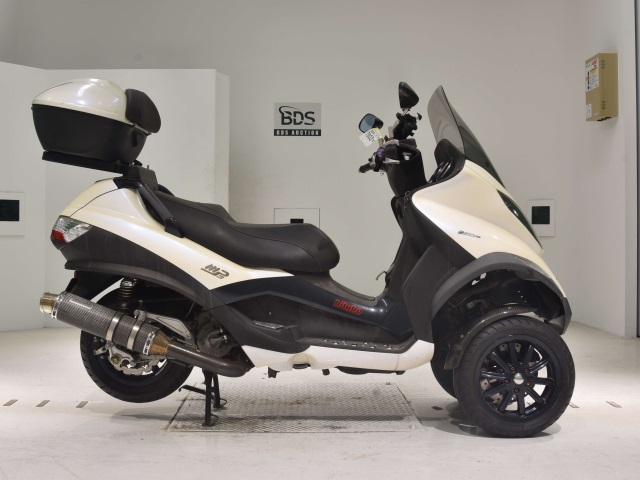 Piaggio MP3 250