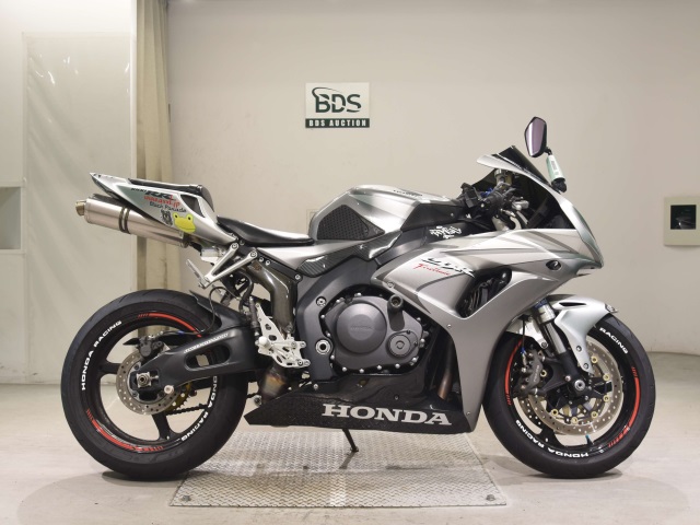 Honda CBR1000RR 2006