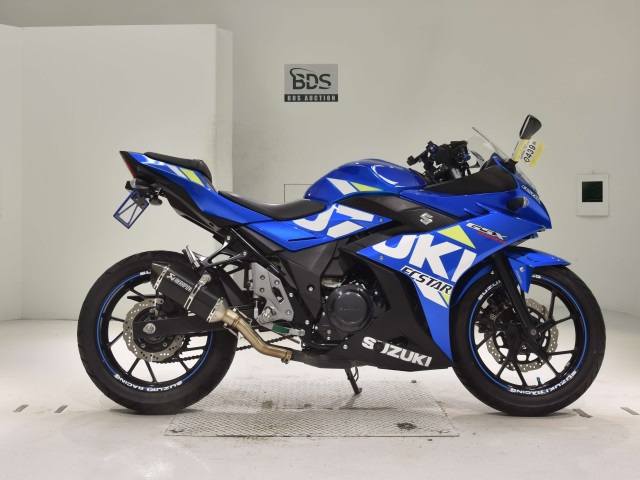 Suzuki GSX250R
