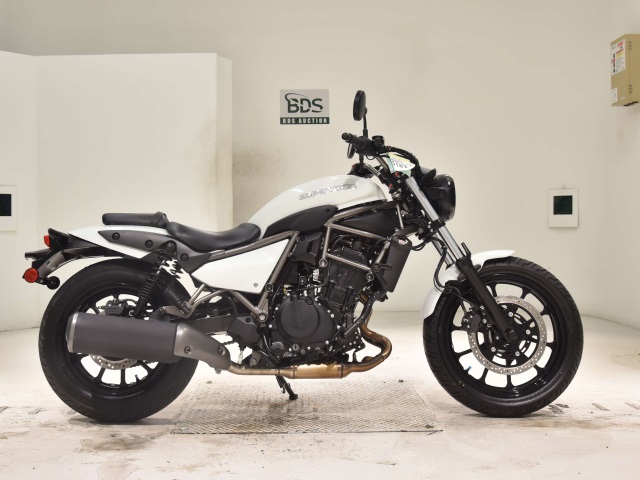 Kawasaki ELIMINATOR 400 2025