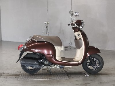 Honda GIORNO 2011