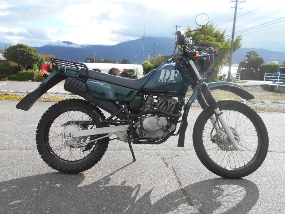 Suzuki DF125E