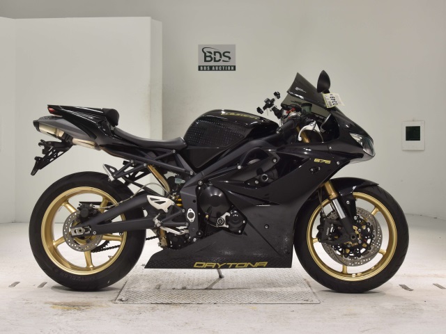 Triumph DAYTONA 675 2011