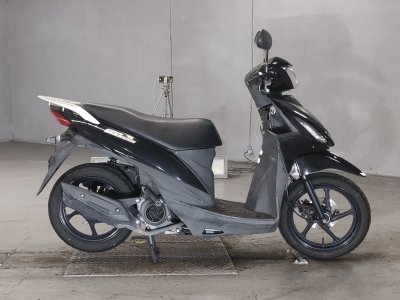 Suzuki ADDRESS V110