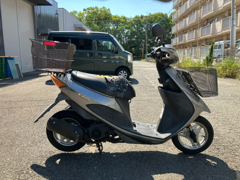 Suzuki ADDRESS V50