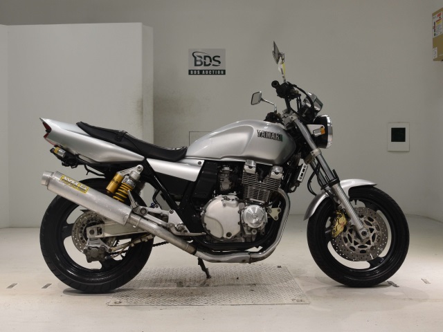 Yamaha XJR400 1998