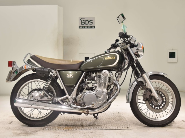 Yamaha SR400 2015